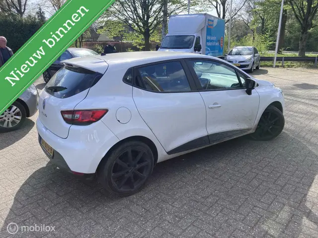 Renault Clio 1.2 Dynamique 5-deurs 2015 Benzine 4