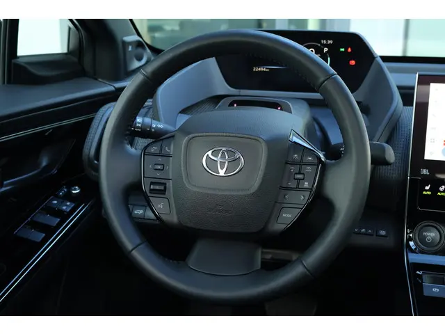 Toyota bZ4X Premium 71 kWh 2023 Elektrisch 32