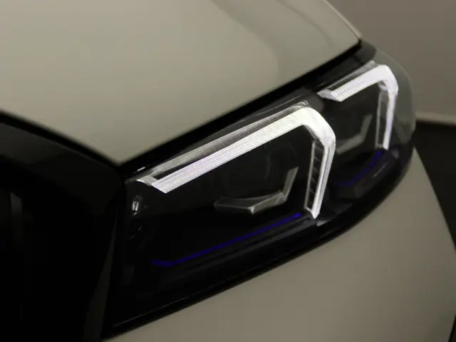 BMW 3 Serie Touring 330i 2024 Benzine 7