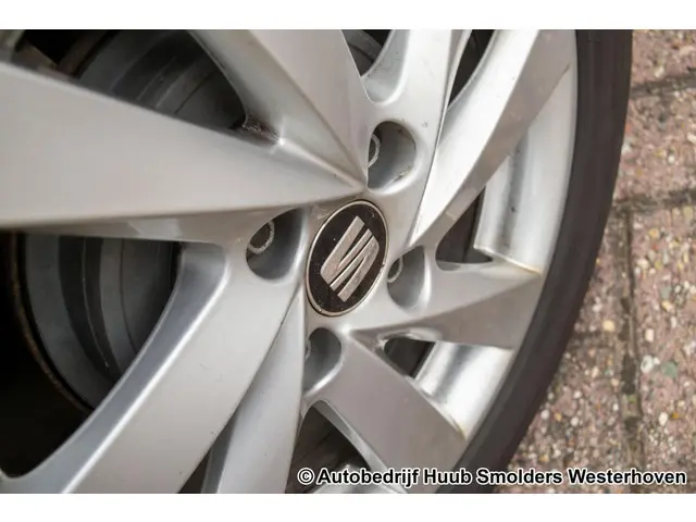 SEAT Mii 1.0 Sport Dynamic 2015 Benzine 11