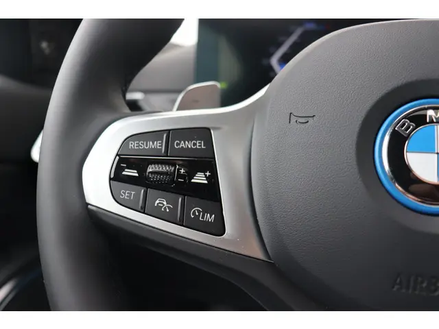 BMW 3 Serie 320e 2025 Hybride Benzine 19