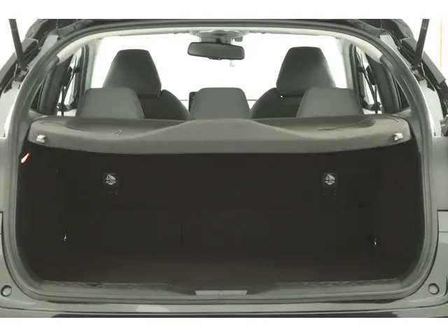 Toyota C-HR 2.0 Hybrid Dynamic 2021 Hybride Benzine 23