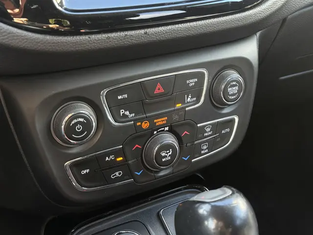 Jeep Compass 1.4 MultiAir Limited 4x4 2018 Benzine 12