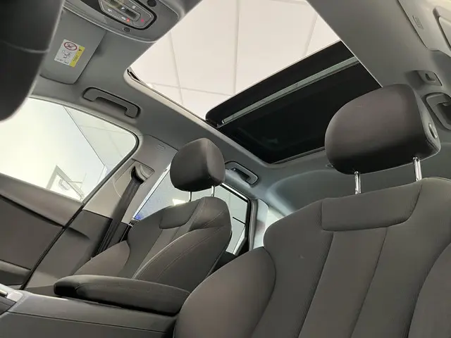 Audi A4 Avant 35 TFSI Launch edition 2020 Benzine 5