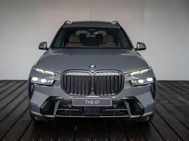 BMW X7 xDrive40i 2025 Benzine 3