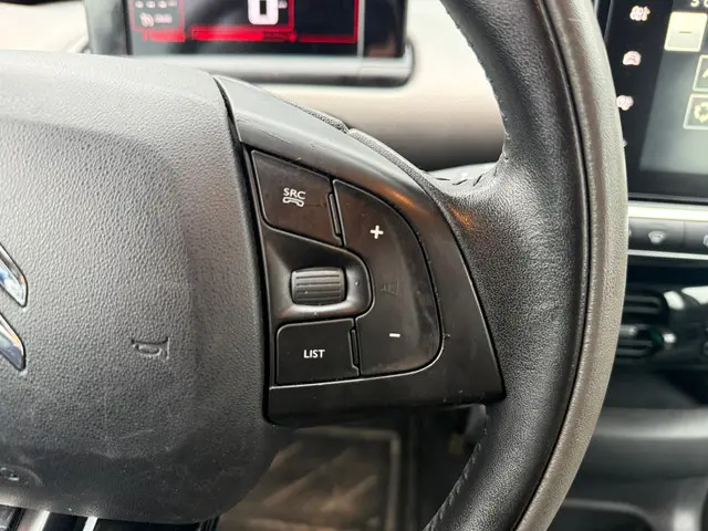 Citroën C4 Cactus 1.2 PureTech Business 2015 Benzine 18