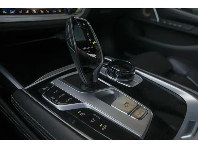 BMW 7 Serie 730d M-sport 265pk 2019 Diesel 28