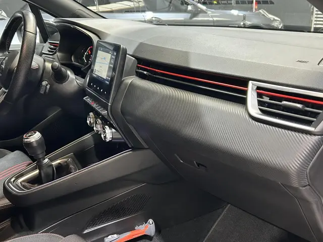 Renault Clio 1.0 TCe R.S. Line 2021 Benzine 25