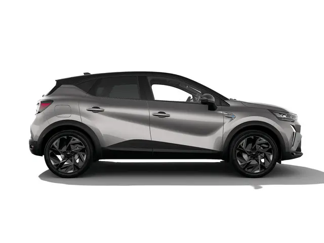 Renault Captur esprit Alpine 2026 Hybride Benzine 4