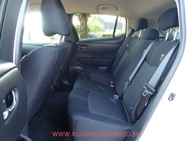 Nissan Leaf E+ N-Connecta 62kWh 2019 Elektrisch 10