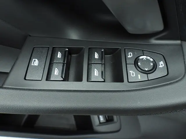 BMW 5 Serie Touring 530e 2024 Hybride Benzine 21