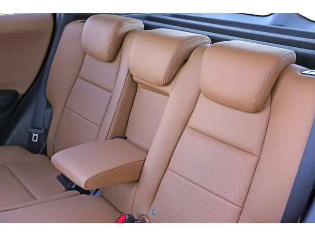 Honda HR-V 1.5i VTEC EXECUTIVE 2019 Benzine 24