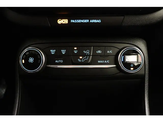 Ford Fiesta 1.0 EcoBoost Titanium 2019 Benzine 19