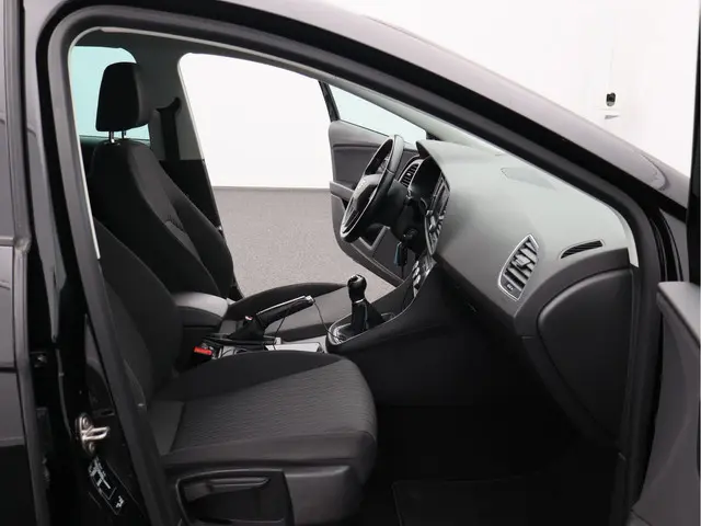 SEAT Leon ST 1.2 TSI Style/ mooie auto! 2016 Benzine 22