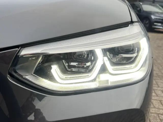 BMW X3 xDrive30e X-Line 2021 Hybride Benzine 54