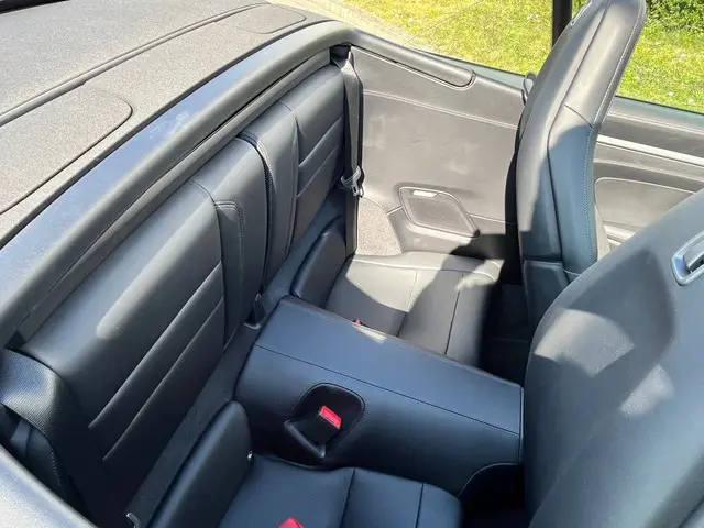 Porsche 911 Cabrio 3.0 Carrera 4 S 2019 Benzine 17