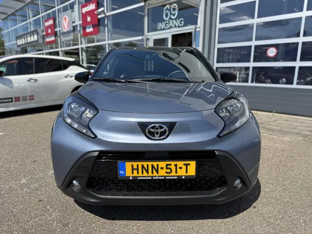 Toyota Aygo X Automaat 1.0 VVT-i S-CVT Pulse 2024 Benzine 2