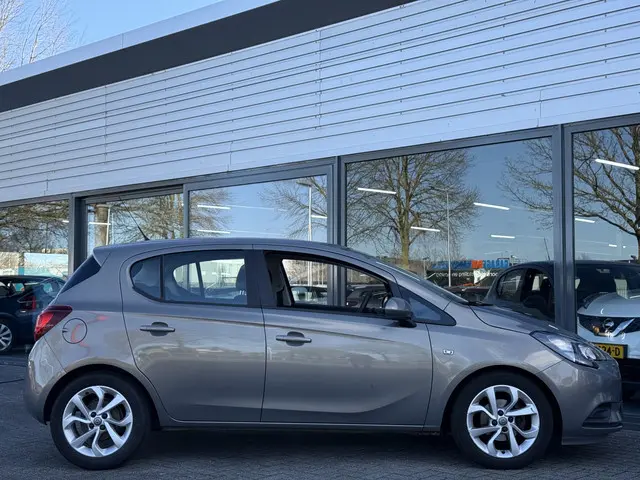 Opel Corsa 1.4 Edition 2015 Benzine 8