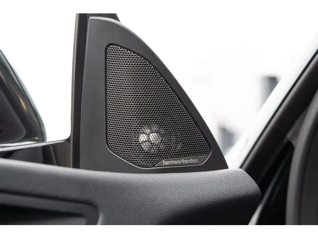 BMW 2 Serie Gran Coupé 218i M Sport 2024 Benzine 25