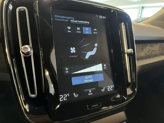 Volvo XC40 T4 Momentum 2018 Benzine 19