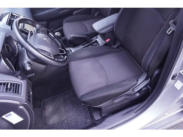 Mitsubishi ASX 1.6 Cleartec Intense 2019 Benzine 30