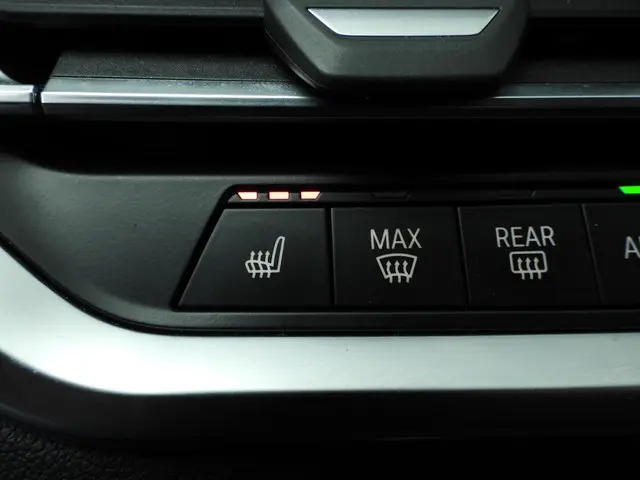 BMW 3 Serie Touring 318i 2022 Benzine 26