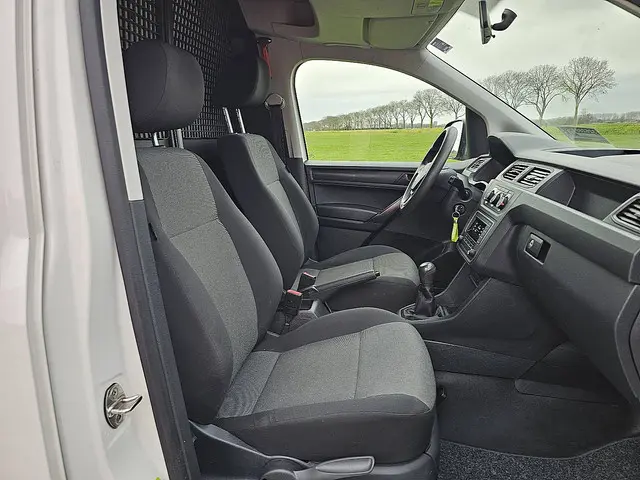 Volkswagen Caddy 2.0 2019 Diesel 7