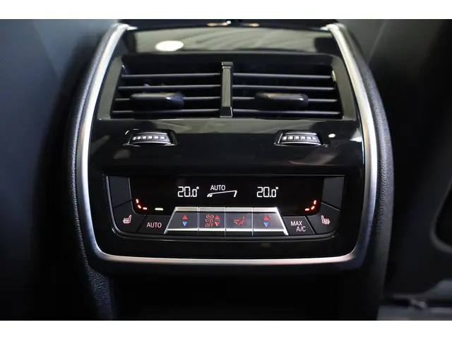 BMW X5 xDrive50e 2025 Hybride Benzine 23