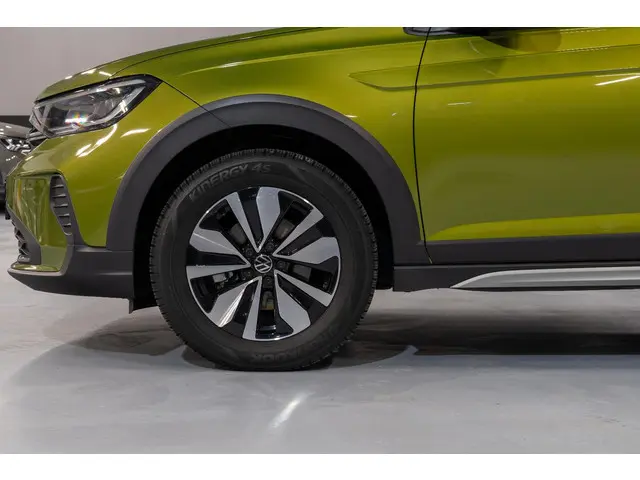 Volkswagen Taigo 1.0 TSI Life Edition 2024 Benzine 8