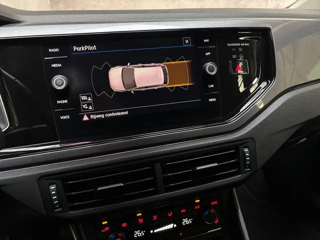 Volkswagen Polo 1.0 TSI Highline R 2019 Benzine 14