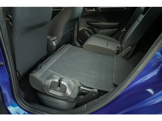 Honda Jazz 1.3i VTEC COMFORT 2018 Benzine 37