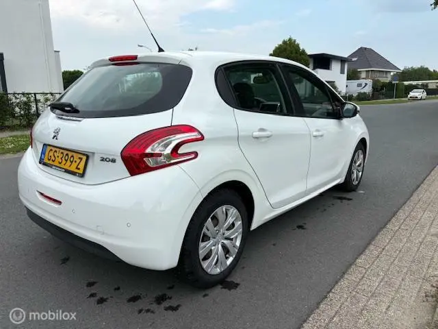 Peugeot 208 3