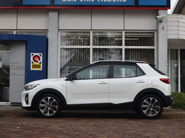 Kia Stonic 1.0 T-GDi DynamicLine 2019 Benzine 3