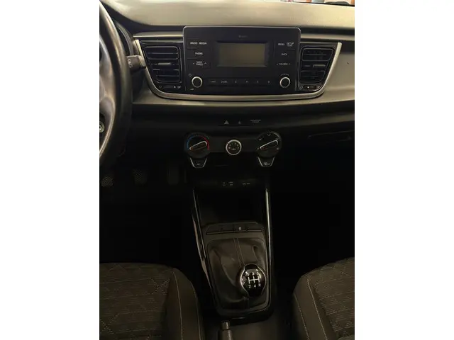 Kia Rio 1.2 CVVT ComfortLine 2018 Benzine 10