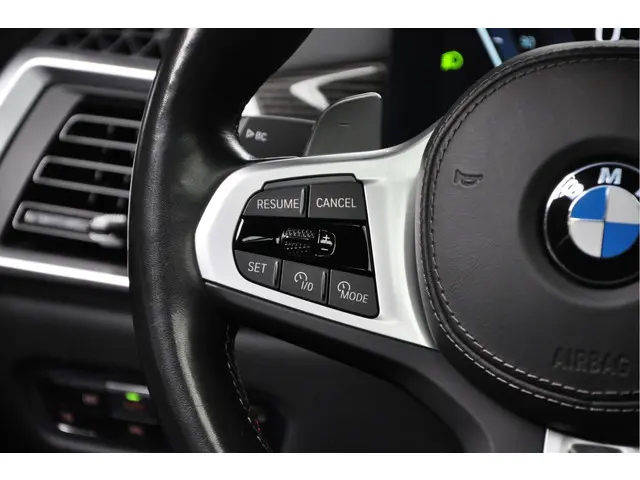 BMW X7 M60i xDrive 2022 Hybride Benzine 17