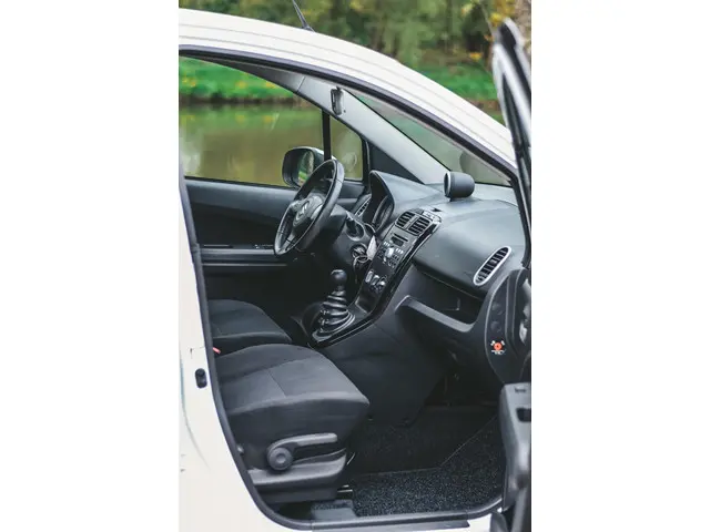 Suzuki Splash 1.0 VVT Comfort EASSS 2015 Benzine 7