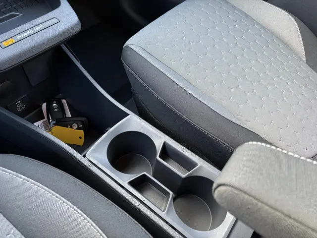 Ford E-Transit Courier Limited 44 kWh 2026 Elektrisch 23