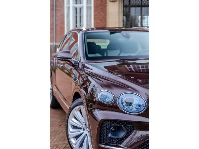 Bentley Bentayga 3.0 V6 Hybrid 2022 Hybride Benzine 110