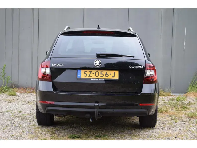 Škoda Octavia Combi 1.5 TSI Greentech Style 2018 Benzine 19