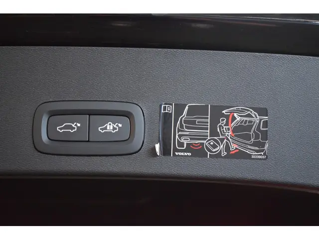 Volvo XC40 T2 130pk AUT8 Business Pro 2020 Benzine 21