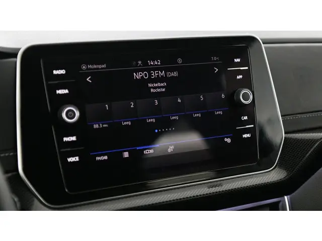 Volkswagen T-Cross 1.0 TSI R-Line 2024 Benzine 25