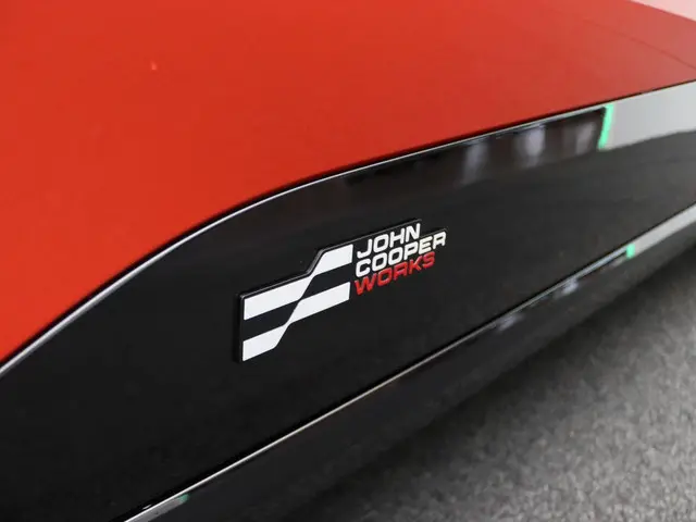 MINI Aceman John Cooper Works 2025 Elektrisch 23