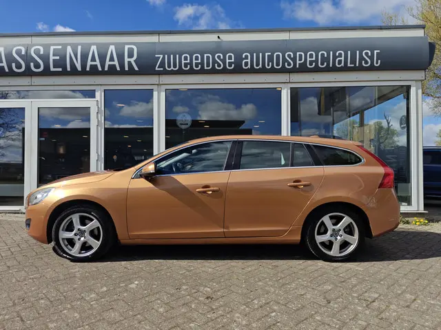 Volvo V60 T3 200pk Momentum Automaat 2012 Benzine 7