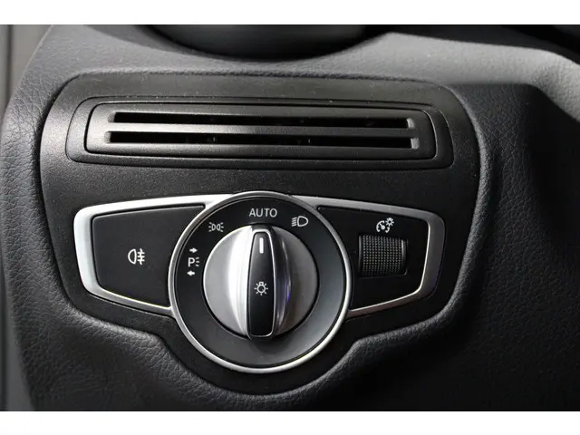 Mercedes-Benz GLC Coupé 300 4MATIC Premium 2019 Benzine 25