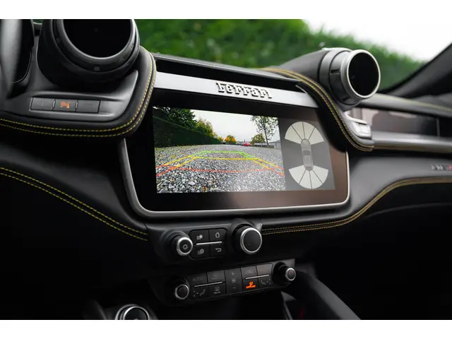 Ferrari GTC4Lusso 6.3 V12 2016 Benzine 17