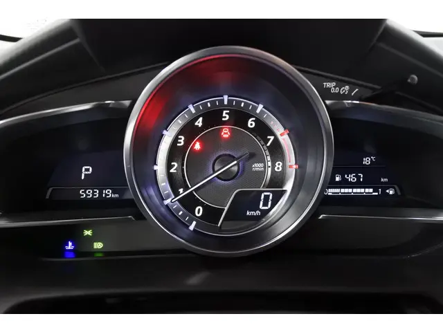 Mazda 2 3