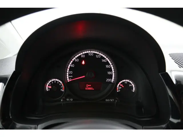 Volkswagen up! 1.0 cheer up! BlueMotion 2013 Benzine 14