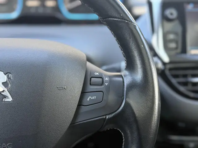 Peugeot 2008 1.2 PureTech Allure 2017 Benzine 20