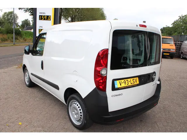 Opel Combo 1.4 L1H1 ecoFLEX 2015 Benzine 6