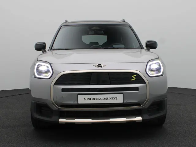 MINI Countryman SE ALL4 2025 Elektrisch 2
